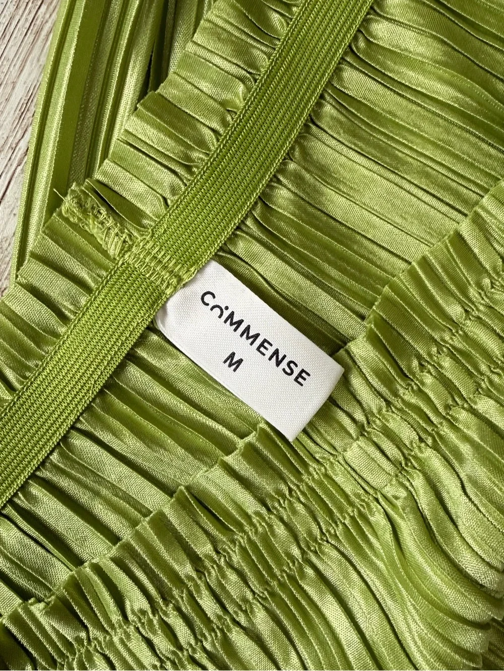 Commense Set Lime Green Pleated Crop Top & Pants Medium NWT Chartreuse - Picture 8 of 13